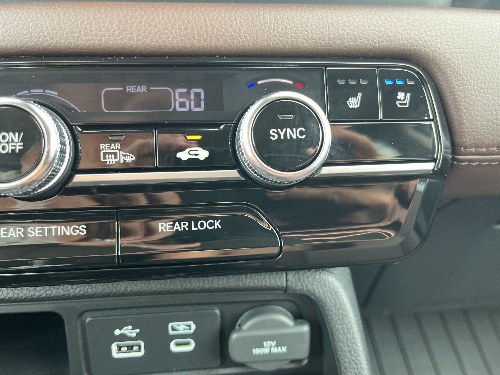 Used 2024 Honda Pilot Elite image 27