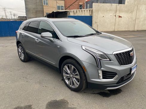 Used 2025 Cadillac XT5 Premium Luxury image 10