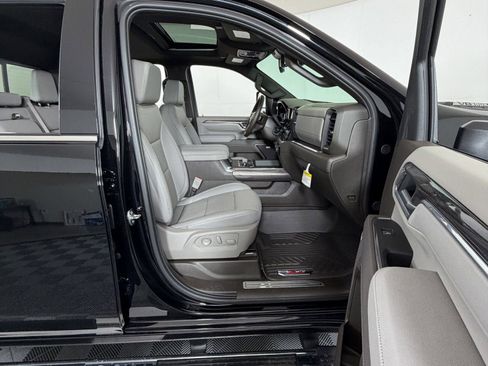 New 2026 Chevrolet Silverado 3500 LTZ w/ LTZ Texas Edition AWD/4WD image 6