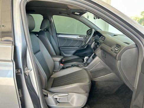 Certified 2024 Volkswagen Tiguan SE R-Line FWD image 29