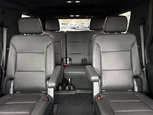 Used 2021 Chevrolet Tahoe Z71 image 35