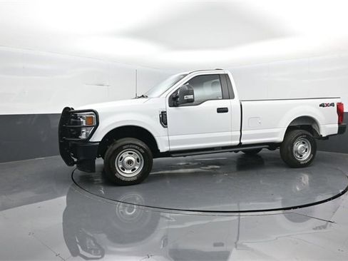 Used 2022 Ford F350 XL w/ Power Equipment Group image 4