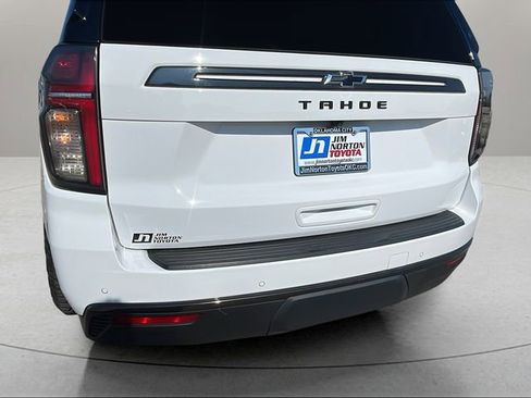 Used 2021 Chevrolet Tahoe Z71 w/ Z71 Off-Road Package image 12
