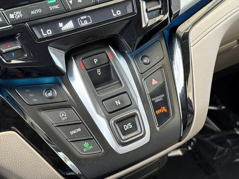 Used 2022 Honda Odyssey Touring image 18