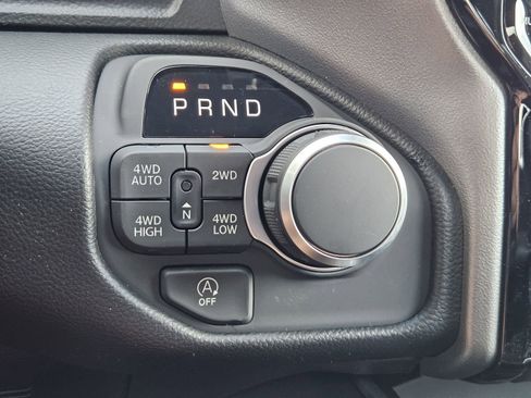 New 2026 RAM 1500 4x4 Crew Cab image 22