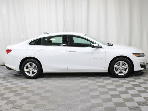Used 2023 Chevrolet Malibu LS w/ Driver Confidence Package image 30