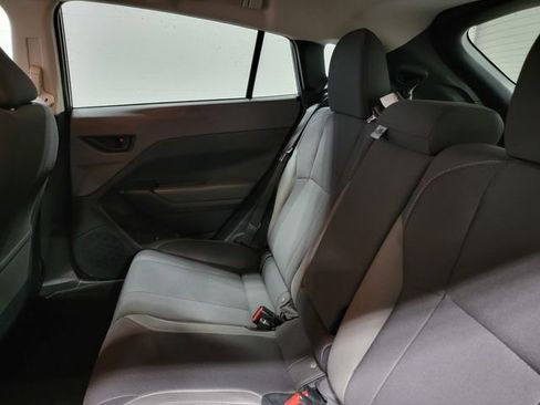 Used 2025 Subaru Crosstrek 2.0i Premium image 14