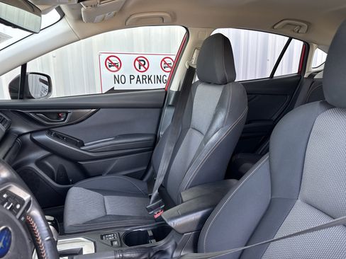 Used 2021 Subaru Crosstrek 2.0i Premium image 14