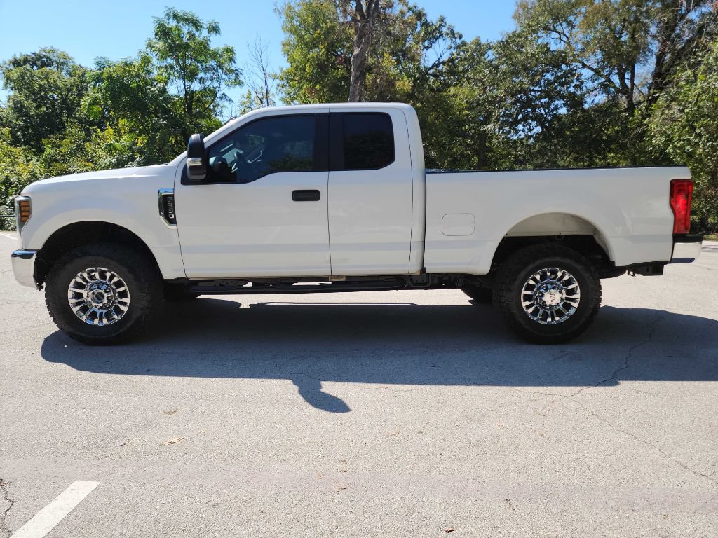 Used 2019 Ford F350 XL w/ XL Value Package AWD/4WD image 4