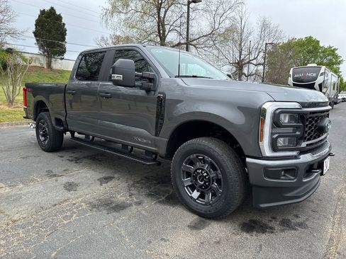 New 2026 Ford F250 4x4 Crew Cab Super Duty image 1