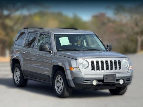Used 2016 Jeep Patriot Sport w/ Power Value Group image 1