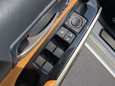 Used 2019 Lexus IS 300 w/ Navigation Package RWD image 9