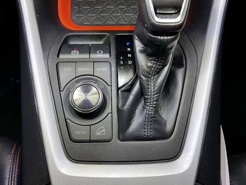 Used 2023 Toyota RAV4 Adventure image 33