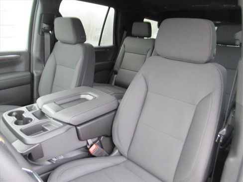 New 2025 Chevrolet Tahoe 2WD image 18