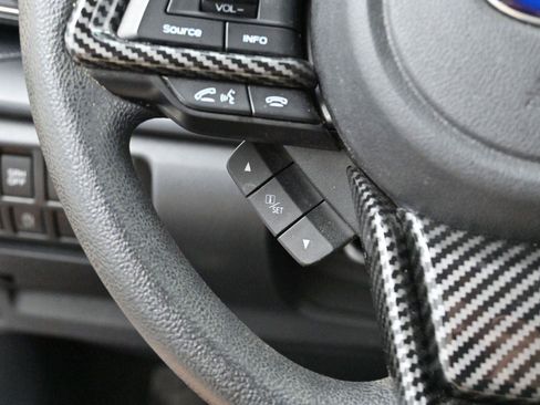 Used 2021 Subaru Forester AWD/4WD image 17