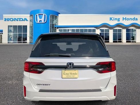 New 2026 Honda Odyssey EX-L image 10