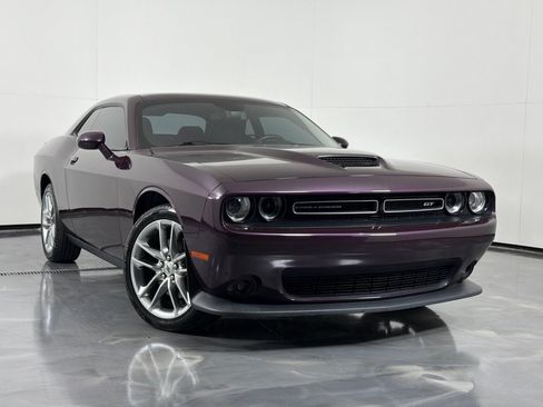 Used 2022 Dodge Challenger GT AWD/4WD image 2