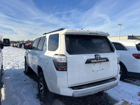 Used 2022 Toyota 4Runner TRD Off-Road Premium image 6