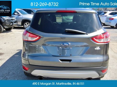 Used 2015 Ford Escape SE image 5