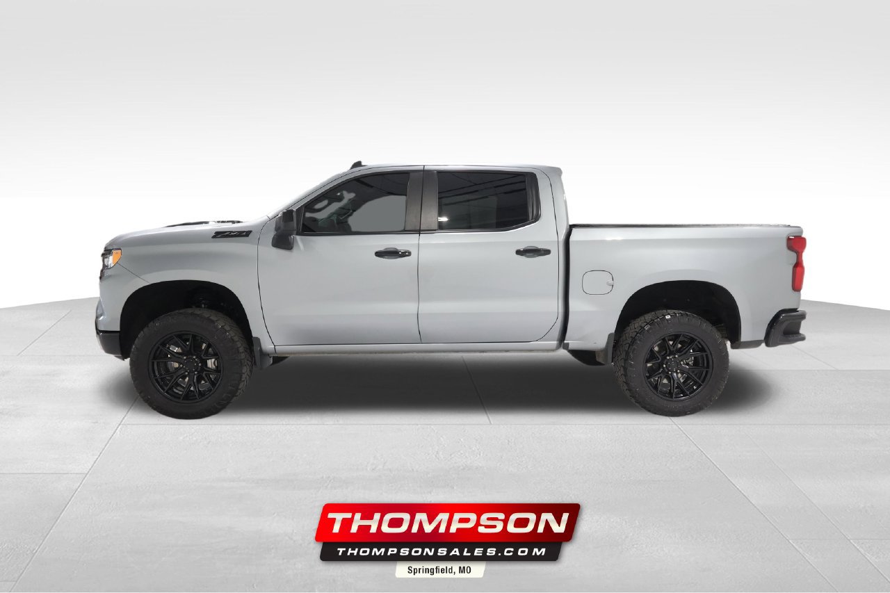 Used 2025 Chevrolet Silverado 1500 LT Trail Boss w/ Convenience Package II AWD/4WD image 1