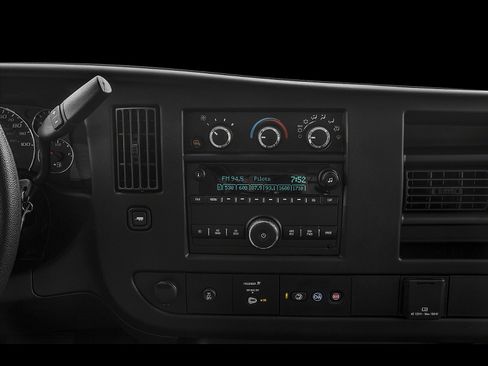 Used 2020 Chevrolet Express 3500 w/ Driver Convenience Package RWD image 25