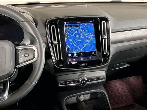 Used 2023 Volvo XC40 Recharge Ultimate w/ Protection Package Premier AWD/4WD image 5