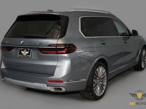Used 2024 BMW X7 xDrive40i w/ Executive Package image 6