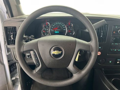 Used 2019 Chevrolet Express 3500 LT w/ LT Preferred Equipment Group image 10
