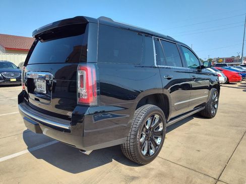 Used 2019 GMC Yukon Denali w/ Denali Ultimate Package AWD/4WD image 4