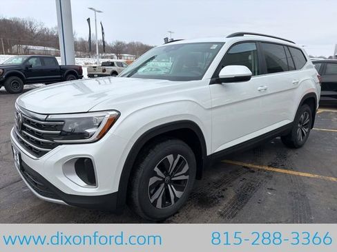 New 2026 Volkswagen Atlas SE image 3