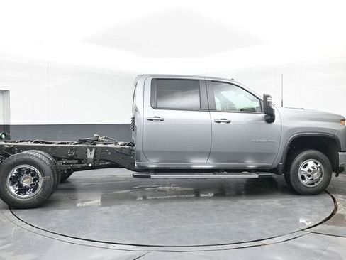 New 2026 Chevrolet Silverado 3500 LT w/ Convenience Package image 15