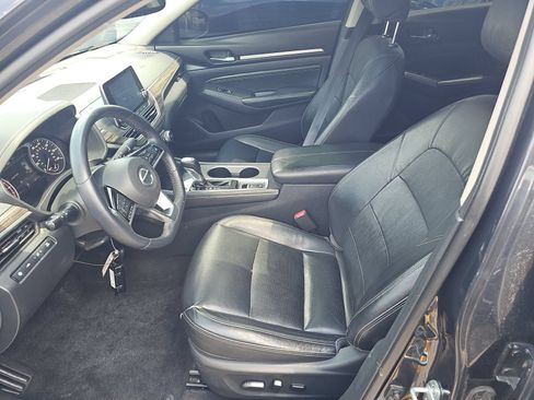 Used 2019 Nissan Altima 2.5 Platinum AWD/4WD image 7