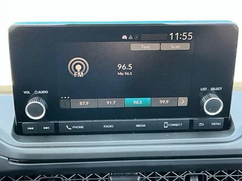Used 2023 Honda Accord EX image 11