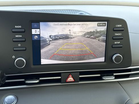 Used 2025 Hyundai Elantra Sport FWD image 24