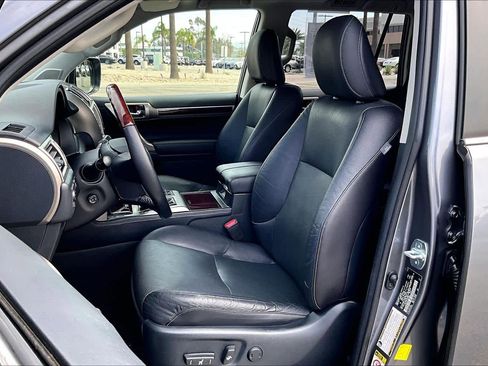 Used 2018 Lexus GX 460 Premium image 7