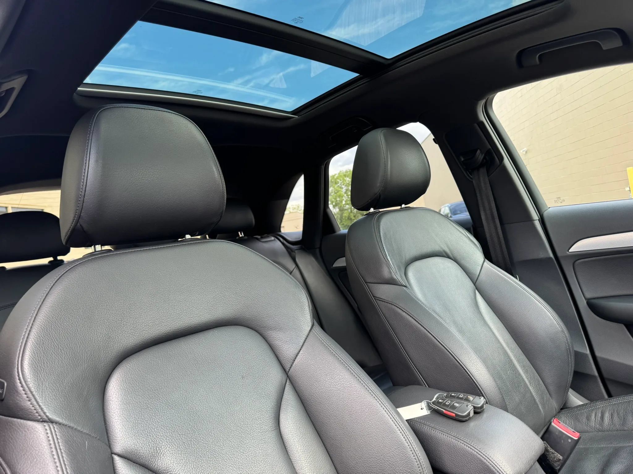 Used 2018 Audi Q3 2.0T Premium w/ Convenience Package AWD/4WD image 28