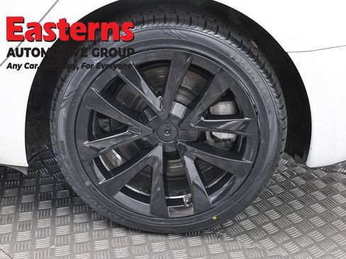 Used 2023 Tesla Model 3 Standard Range RWD image 27