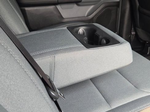 Used 2022 RAM 1500 Big Horn AWD/4WD image 9