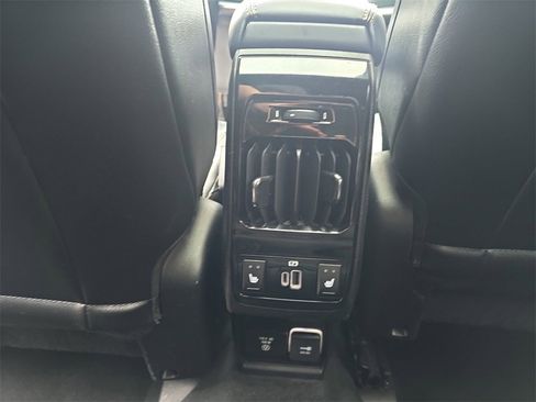 Used 2022 Jeep Compass Limited w/ (RED) Package image 27