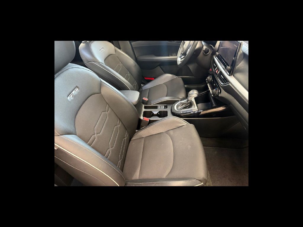 Used 2024 Kia Forte GT-Line w/ GT-Line Premium Package FWD image 18