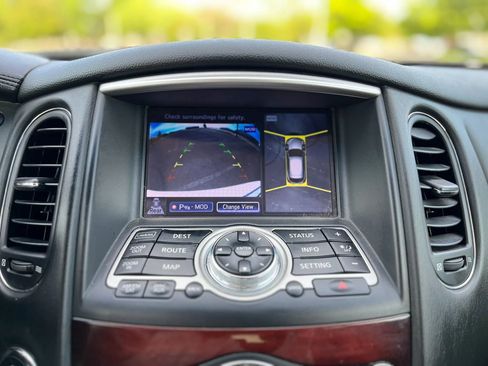 Used 2016 INFINITI QX50 2WD w/ Deluxe Touring Package image 21