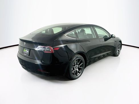 Used 2023 Tesla Model 3 Standard Range RWD image 9