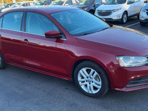 Used 2017 Volkswagen Jetta S image 2