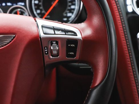 Used 2016 Bentley Flying Spur V8 image 32