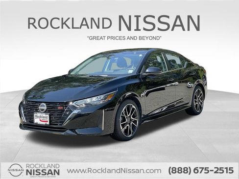 Certified 2024 Nissan Sentra SR w/ SR Premium Package FWD image 1