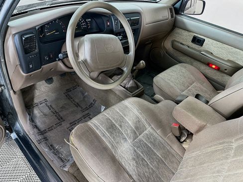Used 1998 Toyota Tacoma 4x4 Xtracab V6 image 9