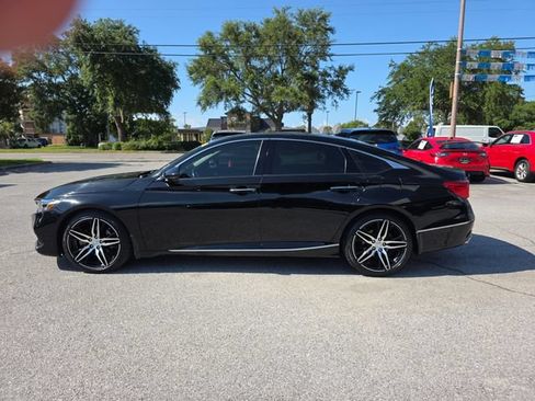 Used 2022 Honda Accord Touring image 7