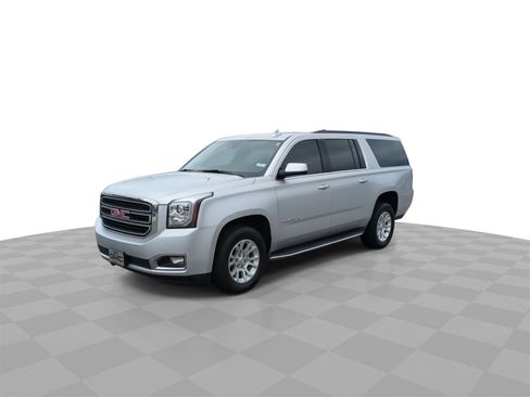 Certified 2020 GMC Yukon XL SLT image 4