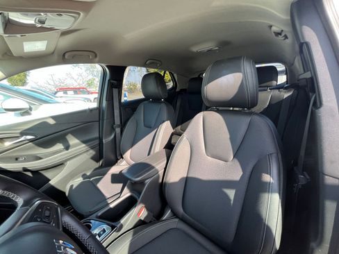 Used 2025 Buick Encore GX Preferred image 36