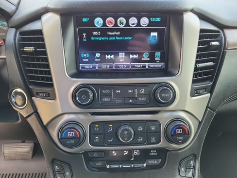 Used 2020 GMC Yukon Denali w/ Open Road Package AWD/4WD image 11